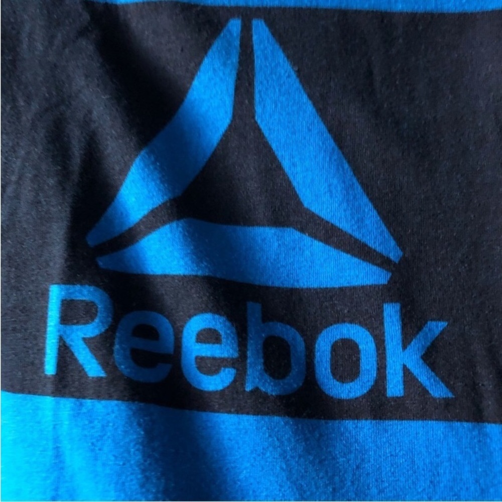 Reebok blue spell out logo short sleeve graphic tee in size S - Picture 2 of 4